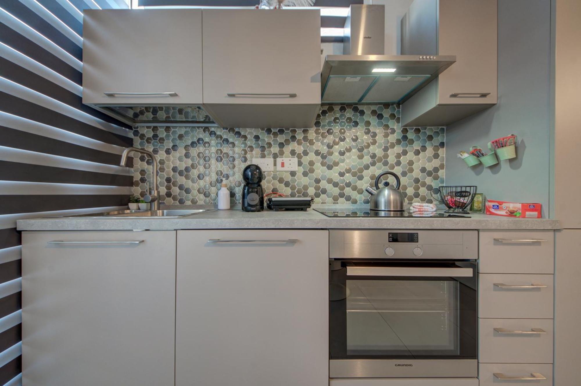 Cosy Penthouse In Hamrun - Walking Distance To Valletta Εξωτερικό φωτογραφία